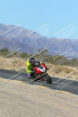 media/Jan-13-2025-Ducati Revs (Mon) [[8d64cb47d9]]/3-B Group/Session 3 (Turn 7 Inside)/